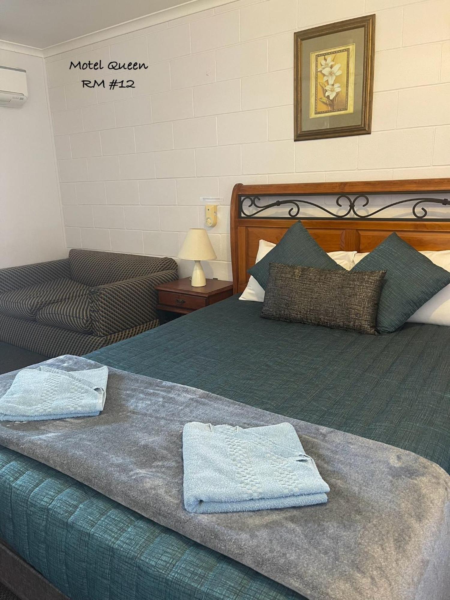 Warrego Motel Charleville Bagian luar foto