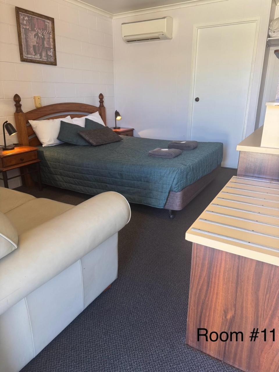 Warrego Motel Charleville Bagian luar foto