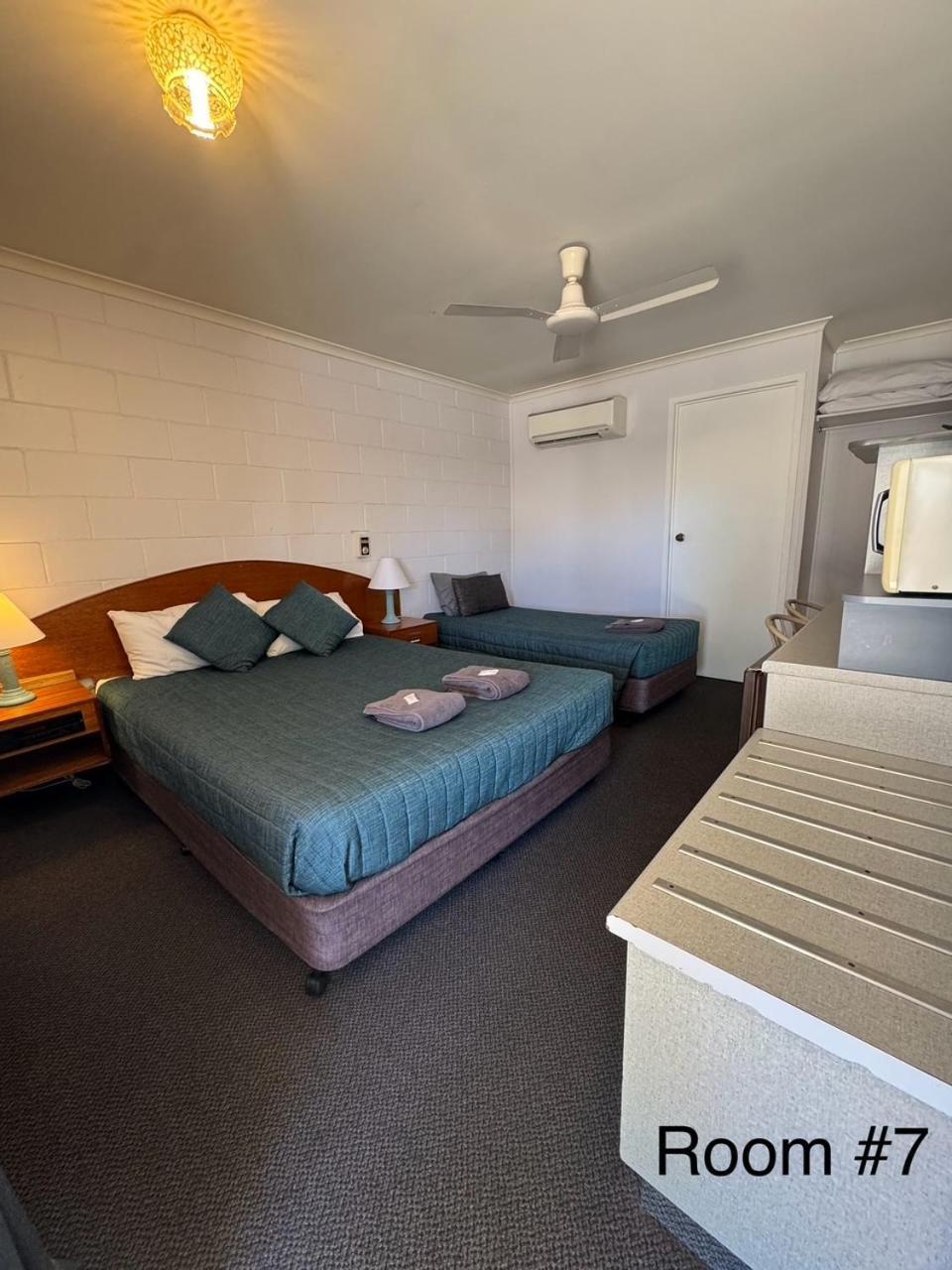 Warrego Motel Charleville Bagian luar foto