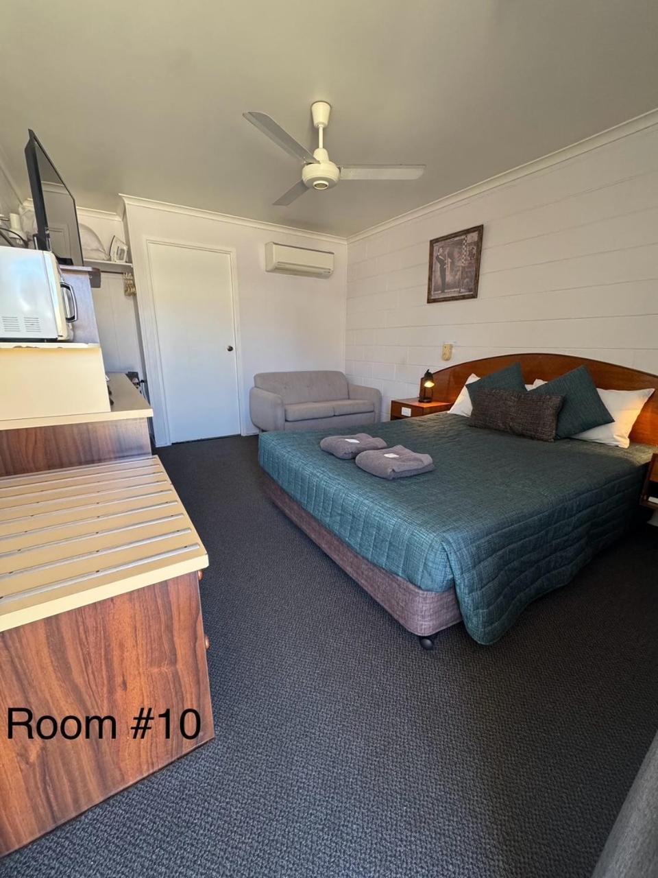 Warrego Motel Charleville Bagian luar foto