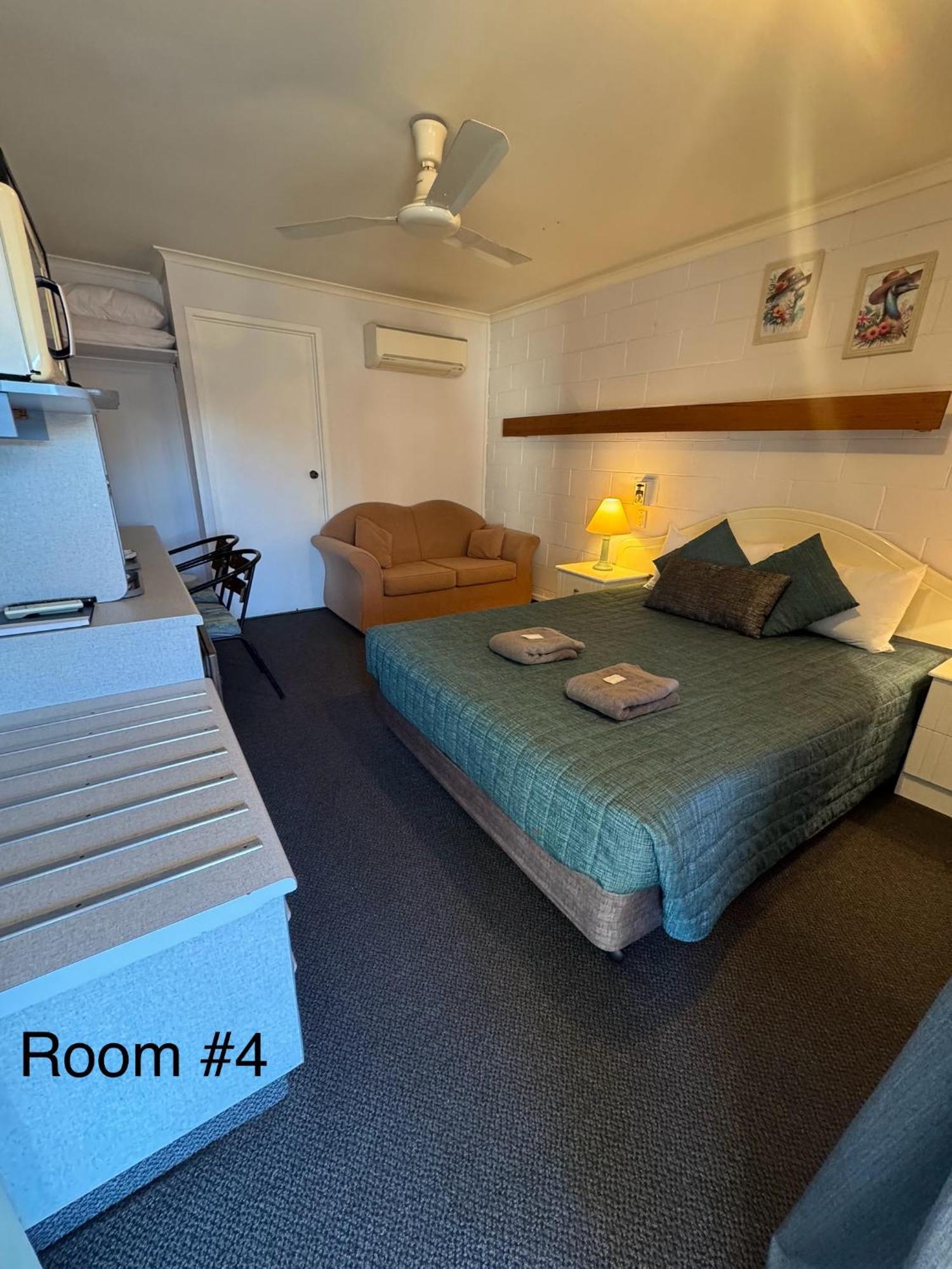 Warrego Motel Charleville Bagian luar foto